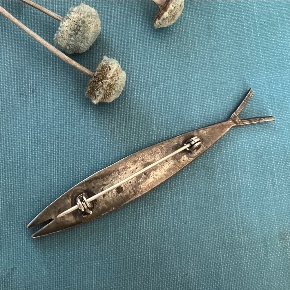 Vintage Sterling Turquoise Modernist Fish Sardine Pin - Picture 3 of 5